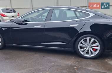 Ліфтбек Tesla Model S 2014 в Києві