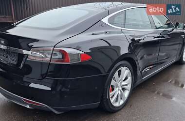 Ліфтбек Tesla Model S 2014 в Києві