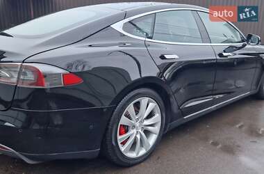 Ліфтбек Tesla Model S 2014 в Києві