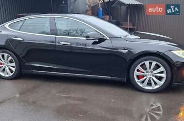 Ліфтбек Tesla Model S 2014 в Києві