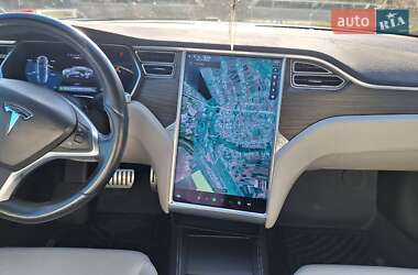 Ліфтбек Tesla Model S 2015 в Зборові