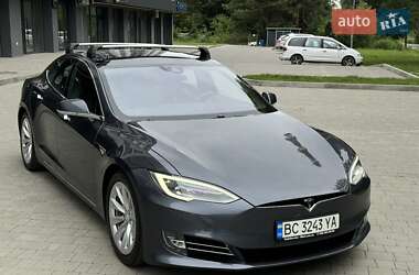 Лифтбек Tesla Model S 2016 в Пустомытах