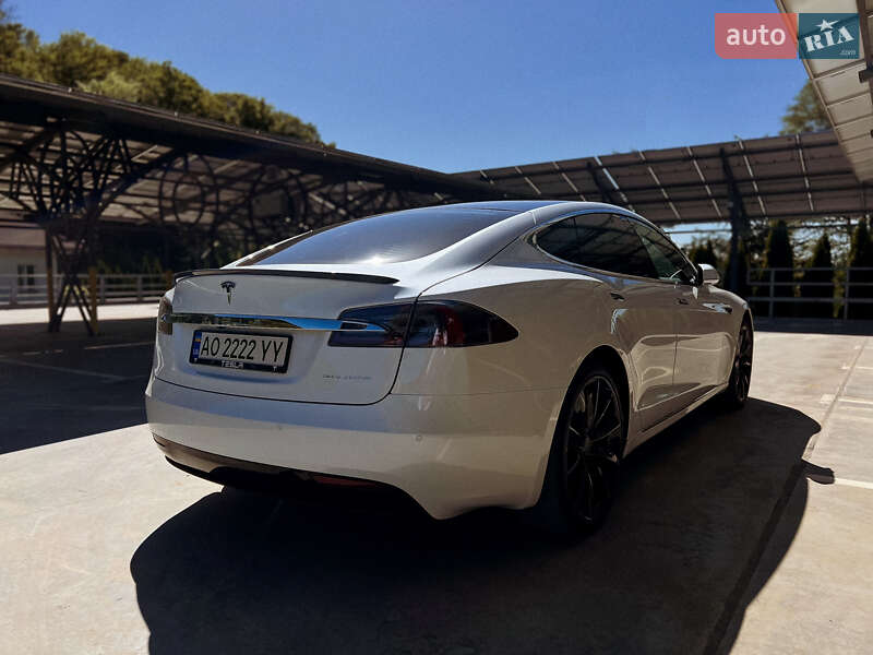 Лифтбек Tesla Model S 2020 в Ужгороде фото 17 Лифтбек Tesla Model S 2020 в Ужгороде