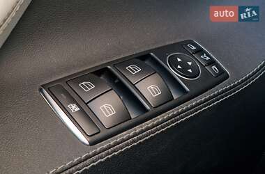 Лифтбек Tesla Model S 2014 в 