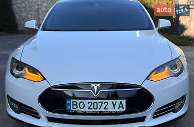 Лифтбек Tesla Model S 2016 в Тернополе