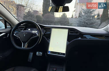 Лифтбек Tesla Model S 2016 в Тернополе