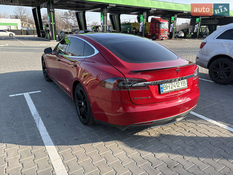 Лифтбек Tesla Model S 2014 в Одессе