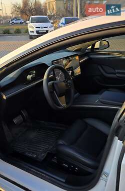 Лифтбек Tesla Model S 2024 в Днепре