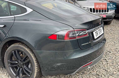 Лифтбек Tesla Model S 2014 в Стрые