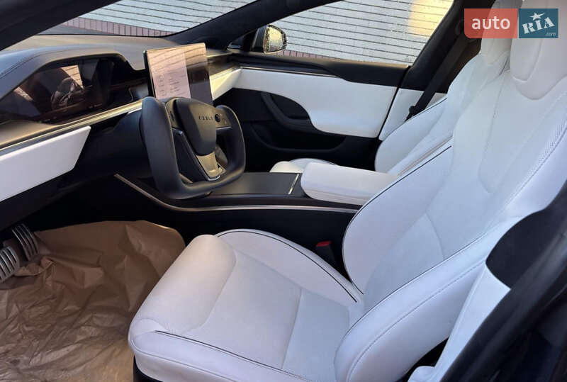 Ліфтбек Tesla Model S 2023 в Тячеві