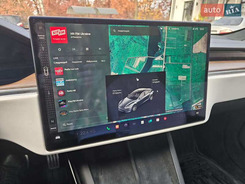 Лифтбек Tesla Model S 2023 в Тячеве