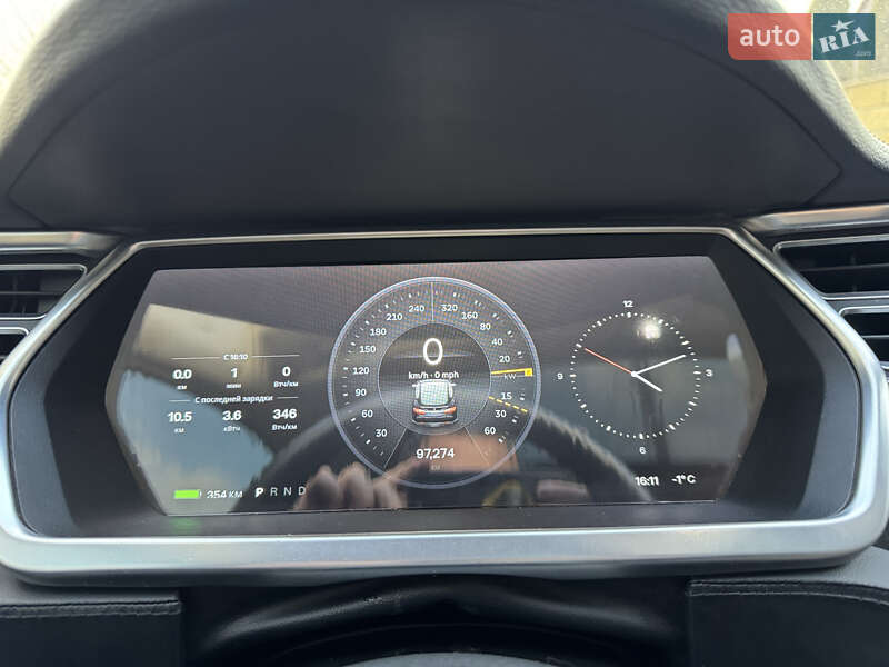 Лифтбек Tesla Model S 2013 в Львове