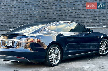 Ліфтбек Tesla Model S 2014 в 