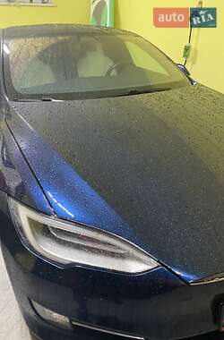 Лифтбек Tesla Model S 2020 в Одессе