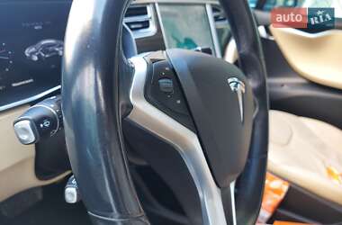 Лифтбек Tesla Model S 2014 в Тернополе