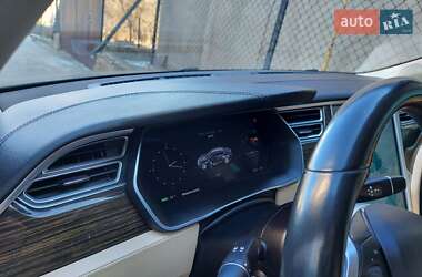 Лифтбек Tesla Model S 2014 в Тернополе