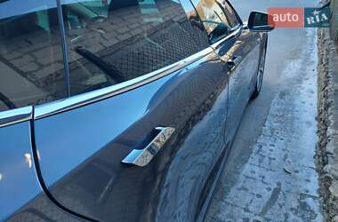 Лифтбек Tesla Model S 2014 в 
