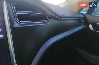 Ліфтбек Tesla Model S 2013 в 
