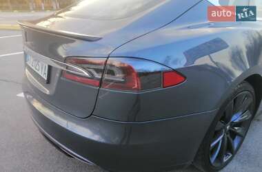 Ліфтбек Tesla Model S 2013 в 