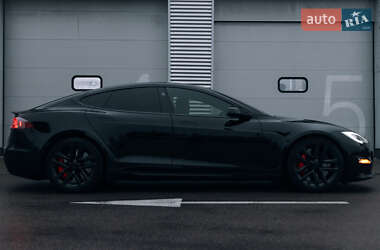 Лифтбек Tesla Model S 2021 в 