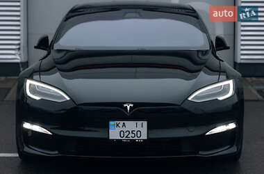Лифтбек Tesla Model S 2021 в 
