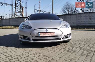 Ліфтбек Tesla Model S 2014 в Львові