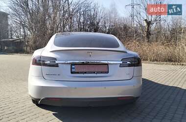 Ліфтбек Tesla Model S 2014 в Львові