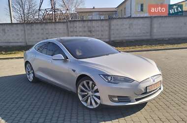 Ліфтбек Tesla Model S 2014 в Львові