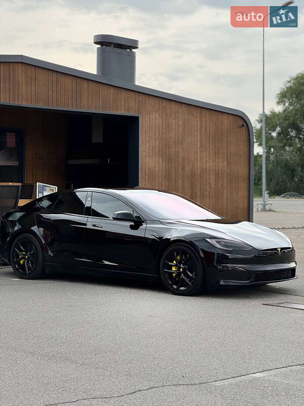 Лифтбек Tesla Model S 2021 в Киеве