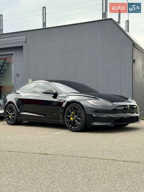 Лифтбек Tesla Model S 2021 в Киеве