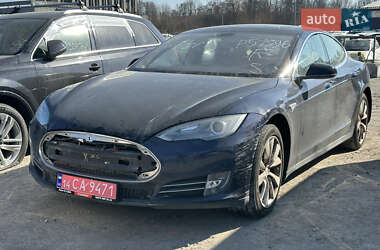 Ліфтбек Tesla Model S 2014 в Львові