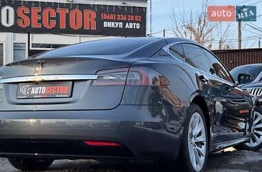 Ліфтбек Tesla Model S 2016 в 