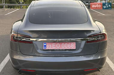 Ліфтбек Tesla Model S 2014 в Києві