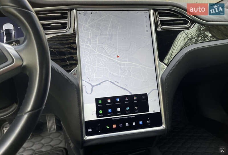 Ліфтбек Tesla Model S 2016 в Львові фото 14 Ліфтбек Tesla Model S 2016 в Львові