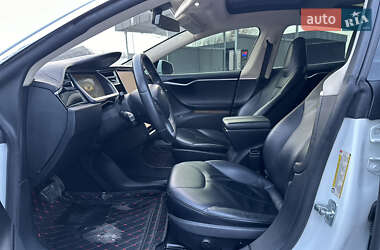 Ліфтбек Tesla Model S 2013 в Луцьку