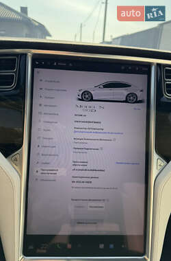 Ліфтбек Tesla Model S 2017 в 