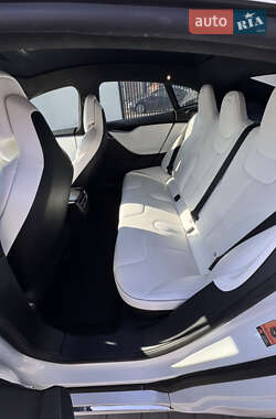 Ліфтбек Tesla Model S 2017 в 