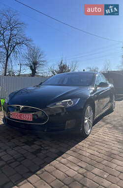 Лифтбек Tesla Model S 2016 в 