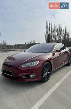 Ліфтбек Tesla Model S 2012 в Києві