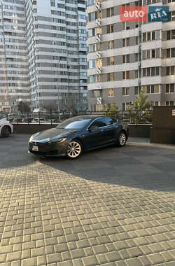 Ліфтбек Tesla Model S 2017 в Одесі