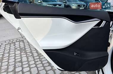 Ліфтбек Tesla Model S 2019 в 