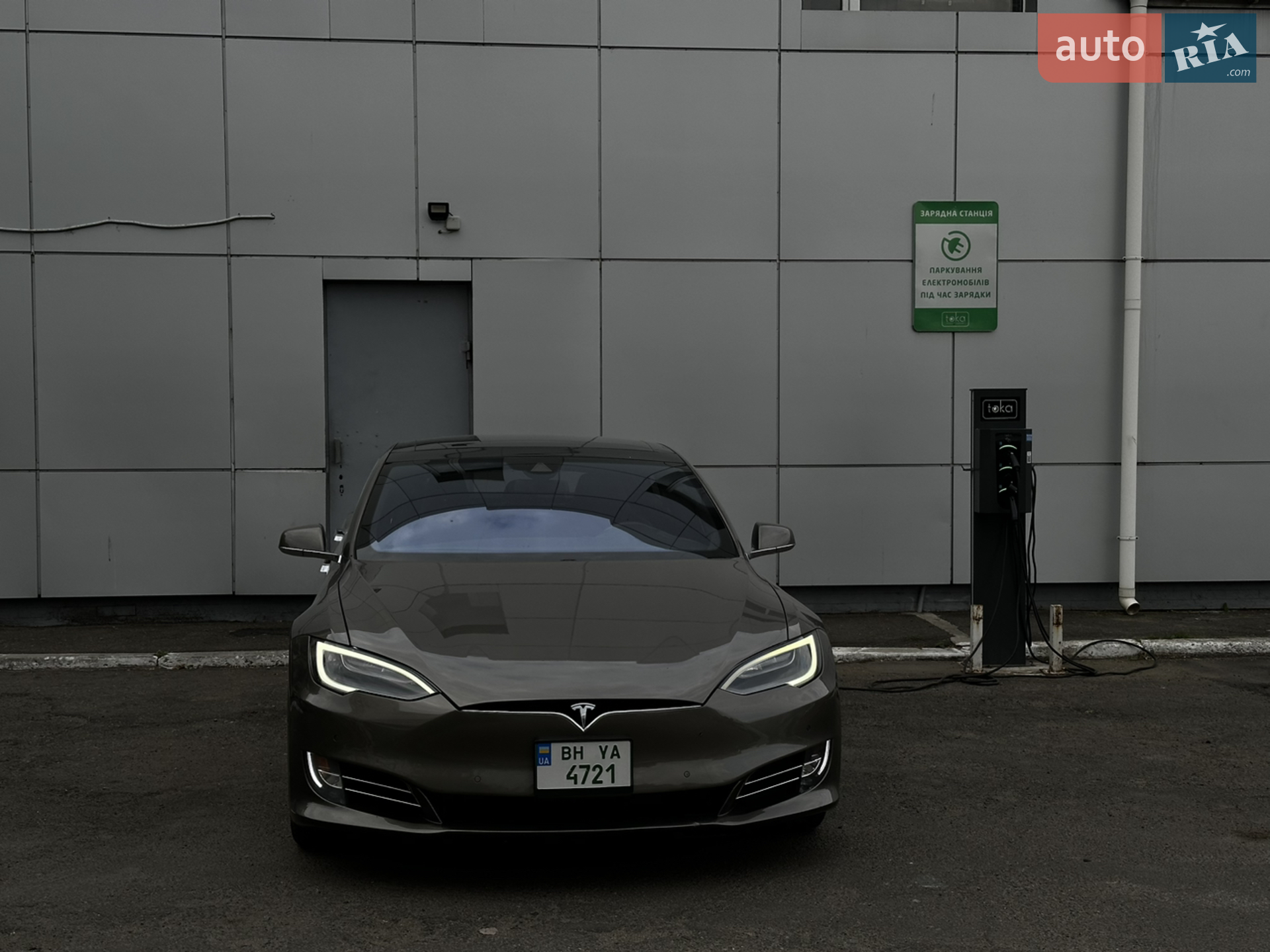 2016 Tesla Model S - мініатюра 3