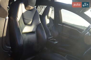 Ліфтбек Tesla Model S 2014 в 