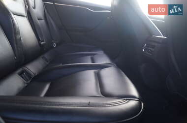 Ліфтбек Tesla Model S 2014 в 