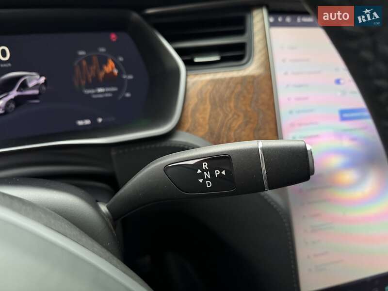 Ліфтбек Tesla Model S 2020 в Одесі