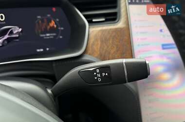 Лифтбек Tesla Model S 2020 в 