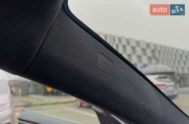 Лифтбек Tesla Model S 2020 в 