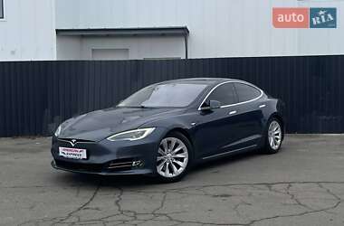 Ліфтбек Tesla Model S 2018 в Києві