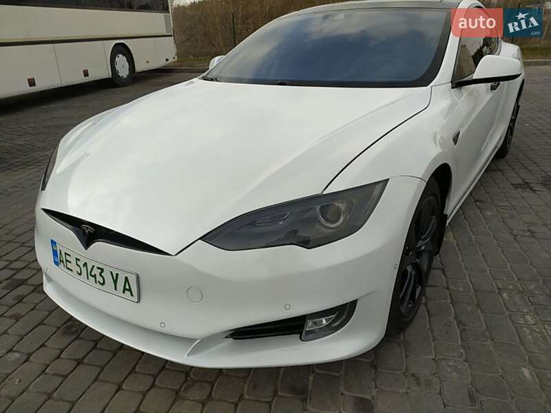 Лифтбек Tesla Model S 2016 в Каменском фото 2 Лифтбек Tesla Model S 2016 в Каменском