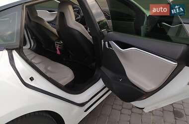 Лифтбек Tesla Model S 2016 в Каменском